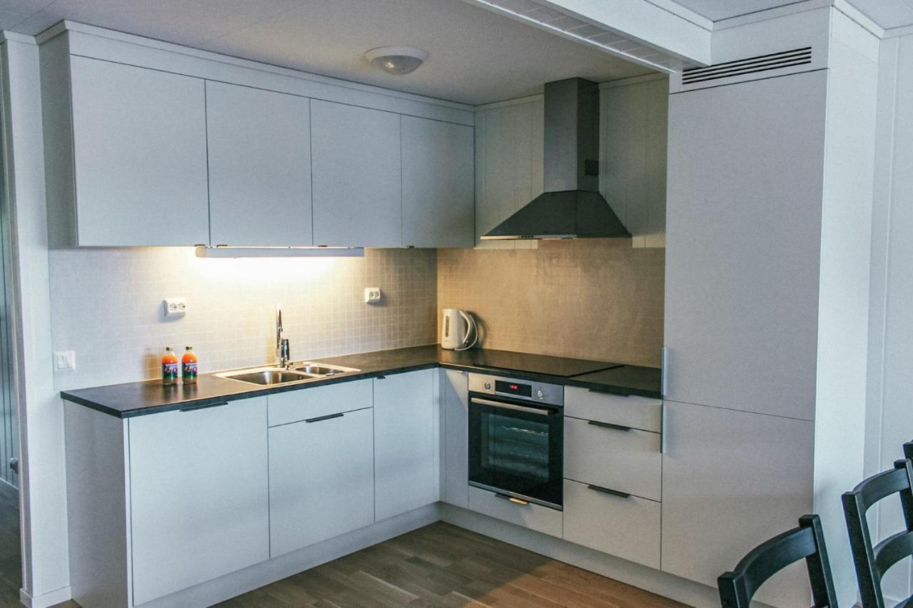 Loen Apartments Bagian luar foto