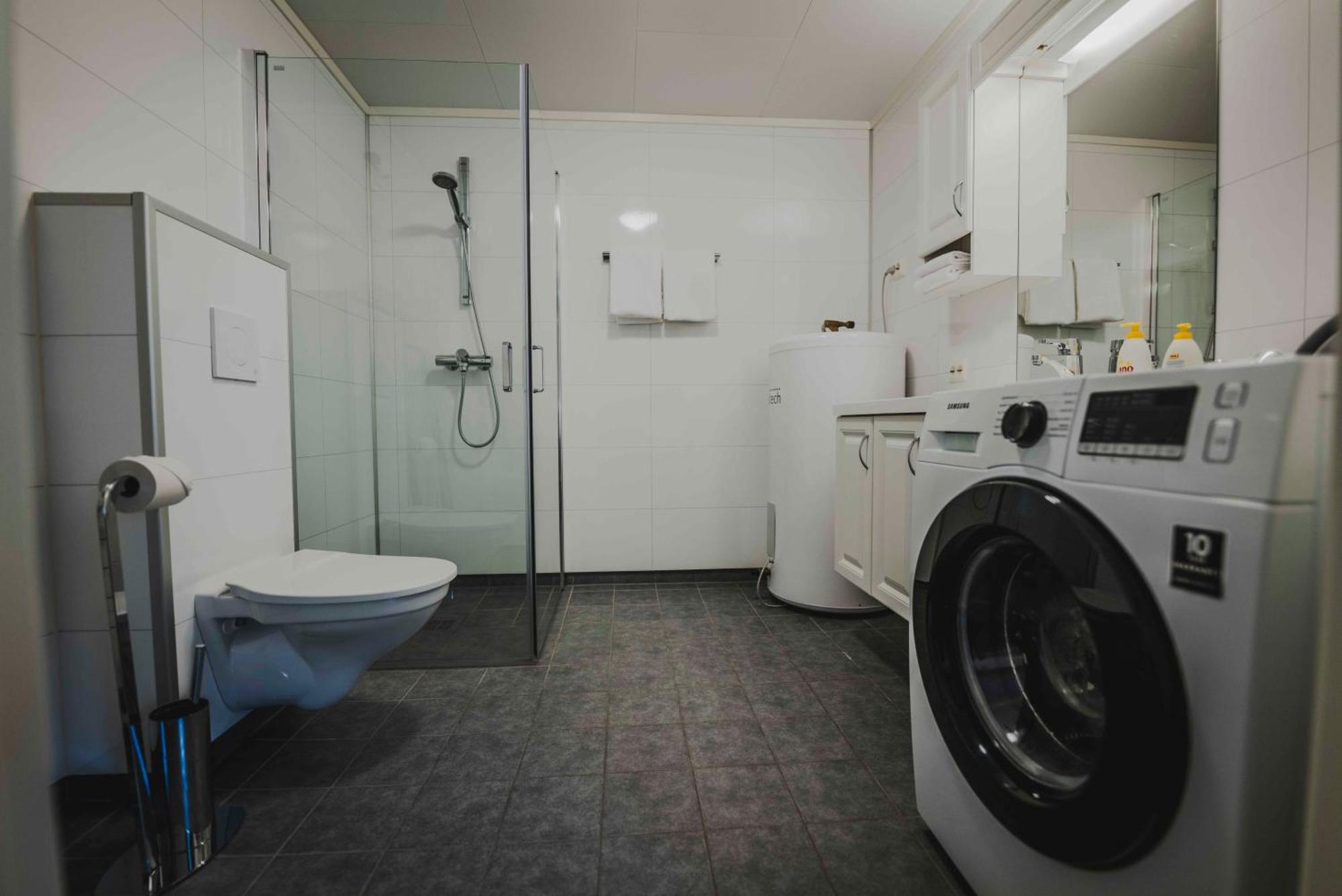 Loen Apartments Bagian luar foto