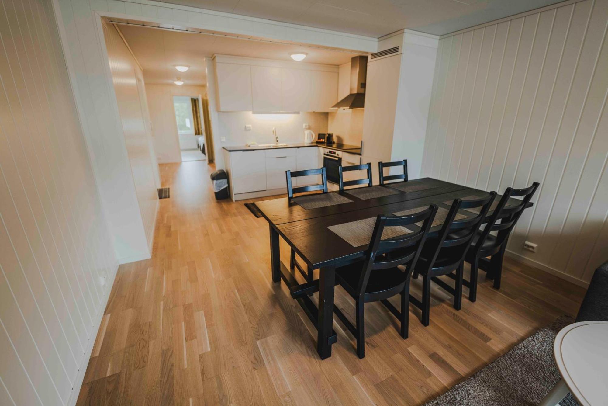 Loen Apartments Bagian luar foto