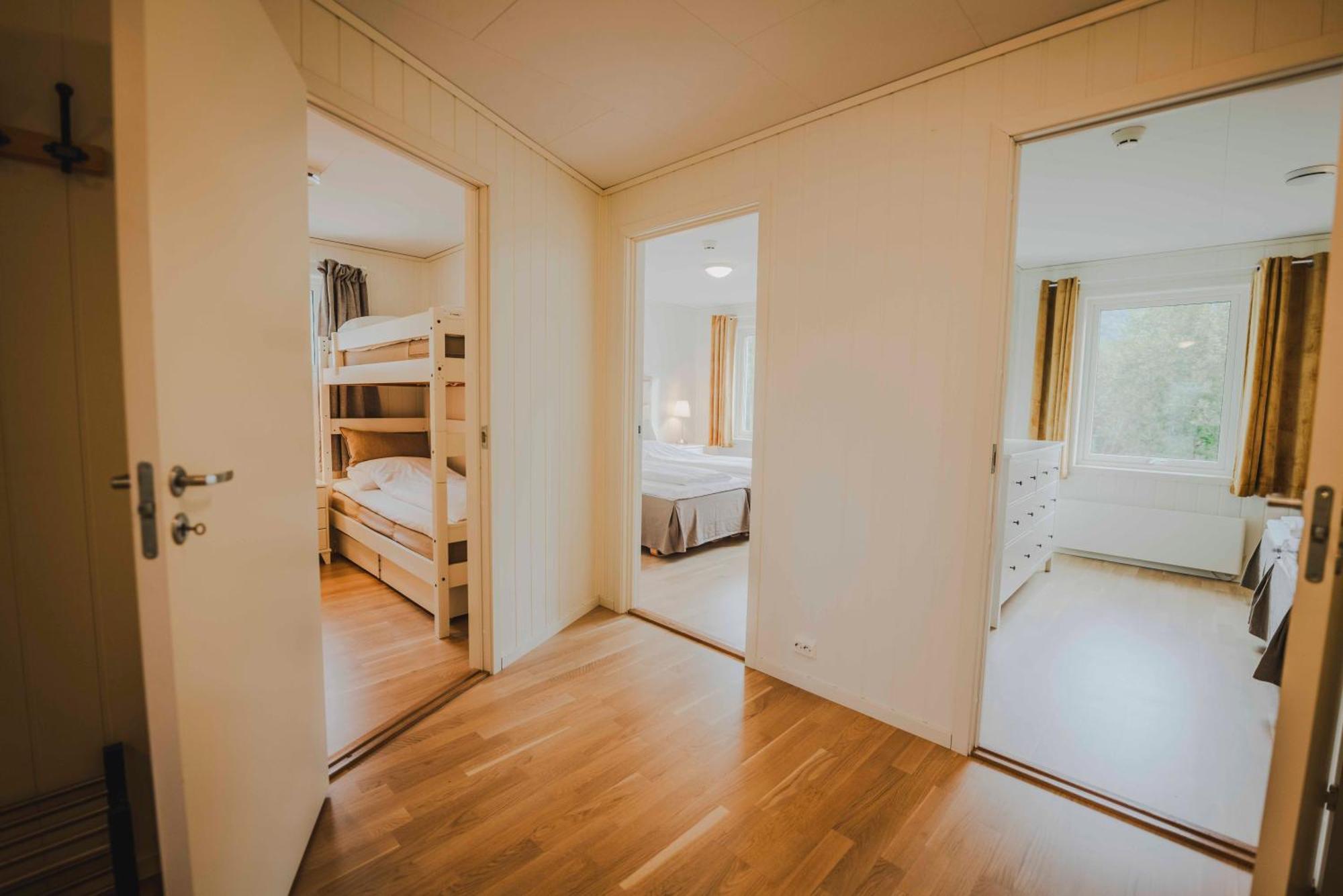 Loen Apartments Bagian luar foto